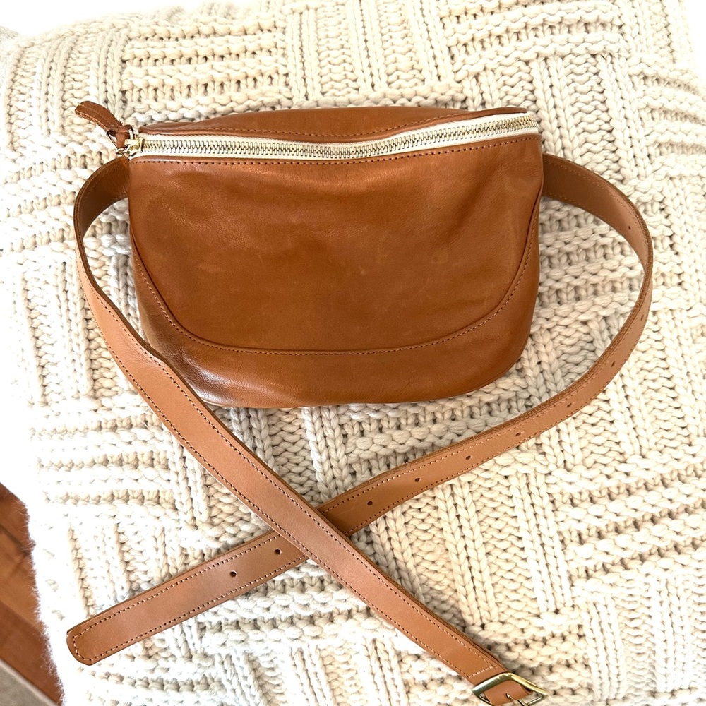 Clare V tan Fanny pack. Clarev.com